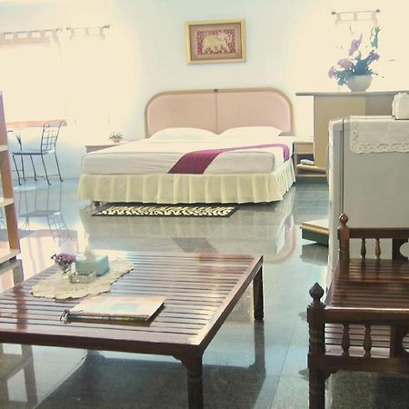 Hotel Regent Silom Bangkok Zewnętrze zdjęcie